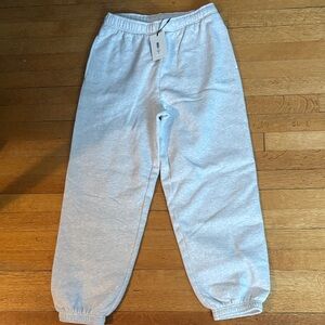 NWT Aritzia sweatpants